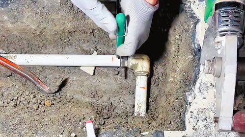 跟著水電工學本事,天天干的都是熱熔水管,這技術什么時候能出師